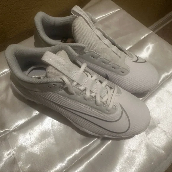 White Athletic Cleats Nike Vapor Edge Shark Youth 4.5sx - Picture 5 of 5